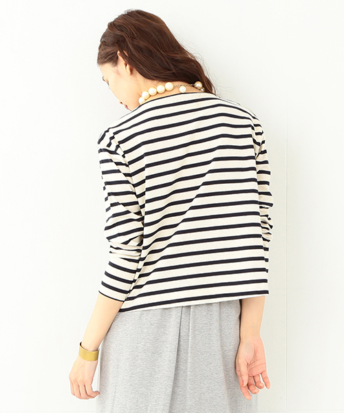 CAROLINA GLASER(カロリナ グレイサー)の「CAROLINA GLASER / ワイドボーダートップス(Tシャツ/カットソー・レディース・グレー/ネイビー・ONE SIZE)」の21枚目の写真