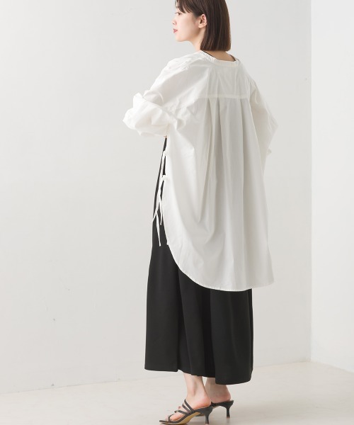 OMNES Supremo（オムネス　スプレモ）の「タイプライターサイドリボンバンドカラーシャツ（シャツ/ブラウス・レディース・ホワイト/ブラック/ブラウン/ベージュ/モカ・FREE）」の15枚目の写真