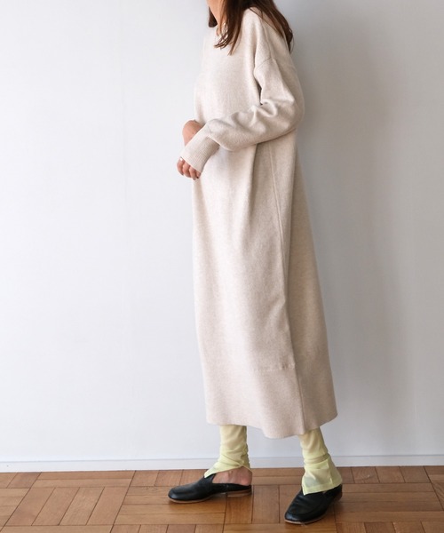 AKTE（アクテ）の「2WAYニットロングワンピース（ワンピース・レディース・ブルー/プラム/ライトベージュ・FREE）」の11枚目の写真