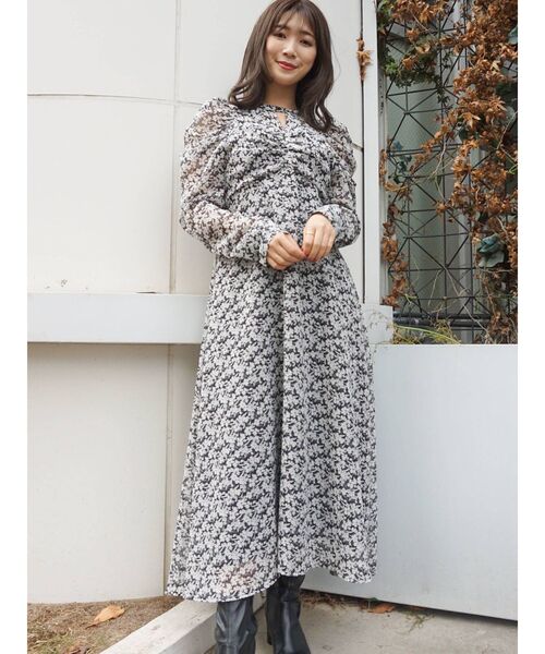 MERCURYDUO(マーキュリーデュオ)の「ボリュームスリーブフロントギャザーワンピース(ワンピース・レディース・ブルー/その他/その他1・SMALL/MEDIUM)」の22枚目の写真