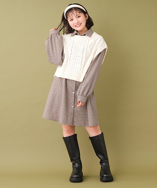 LOVETOXIC（ラブトキシック）の「ケーブルクルーネックベスト（ベスト・キッズ・モカ/アイボリー・S/L/M/SS）」の15枚目の写真