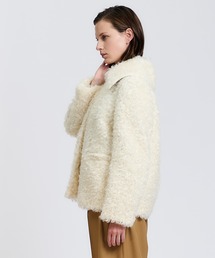 Kaon（カオン）の「KAON FOR ESTNATION / ファーショートコート