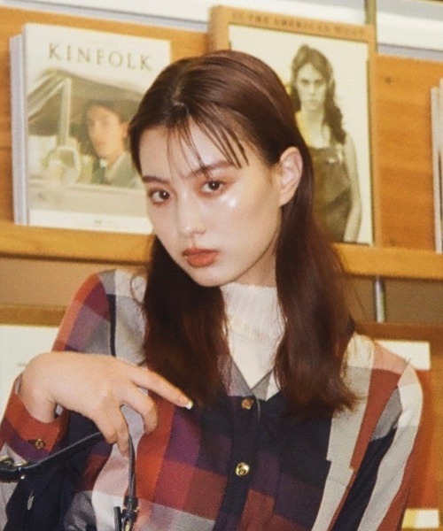 REDYAZEL（レディアゼル）の「タートルネックニットプルオーバー（ニット/セーター・レディース・ネイビー/ラベンダー/ブラック/オフホワイト・FREE）」の18枚目の写真