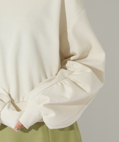 REDYAZEL（レディアゼル）の「オープンショルダーダンボールプルオーバー（Tシャツ/カットソー・レディース・オフホワイト/グリーン/ネイビー・FREE）」の10枚目の写真