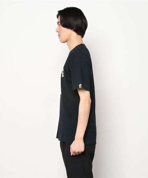 A BATHING APE（アベイシングエイプ）の「COLLEGE TEE M（Tシャツ/カットソー・メンズ・グレー/ブラック/オレンジ/サックスブルー/ホワイト/ピンク・LARGE/SMALL/XX-LARGE/MEDIUM/X-LARGE/XXX-LARGE）」の8枚目の写真