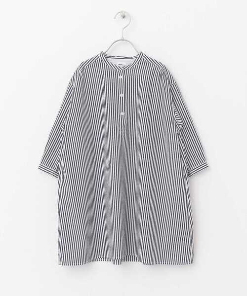 URBAN RESEARCH DOORS（アーバンリサーチドアーズ）の「『親子リンク』バンドカラーギャザーシャツワンピース(KIDS)（ワンピース・キッズ・ライトブルー/ストライプ・120/105/135）」の17枚目の写真