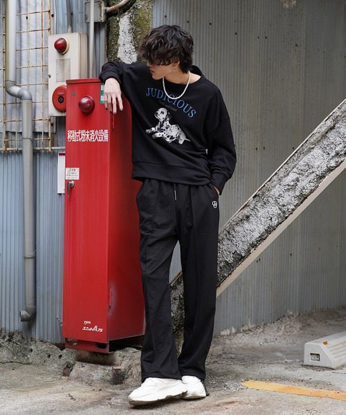 G.O.C（ジーオーシー）の「オーバーサイズマルチプリントグラフィックスウェットトレーナー（スウェット・メンズ・ブラック/ブルー/ボルドー/オートミール/ブラック系その他/ベージュ系その他/レッド系その他/スミクロ/ブラック系その他2/ブラック系その他3/ベージュ系その他2・MEDIUM/LARGE）」の13枚目の写真