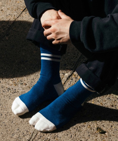 C.E.L.STORE(セルストア)の「NODAL / ノーダル 90S LINE SOCKS(ソックス/靴下・メンズ・マルチ/オレンジ/チャコールグレー/グリーン/ホワイト×ネイビー/ブルー・LARGE)」の4枚目の写真
