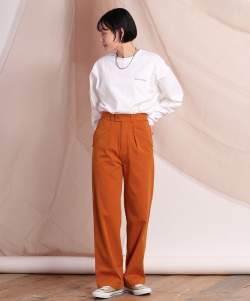 CONVERSE(コンバース)の「【CONVERSE ALLSTAR】バックプリントロンTee(Tシャツ/カットソー・レディース・ホワイト系/ホワイト系1/ブラック系/ブラック系1・M)」の11枚目の写真