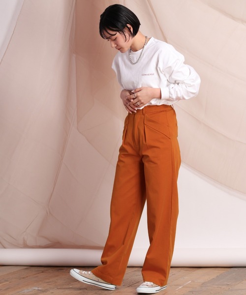 CONVERSE(コンバース)の「【CONVERSE ALLSTAR】バックプリントロンTee(Tシャツ/カットソー・レディース・ホワイト系/ホワイト系1/ブラック系/ブラック系1・M)」の12枚目の写真