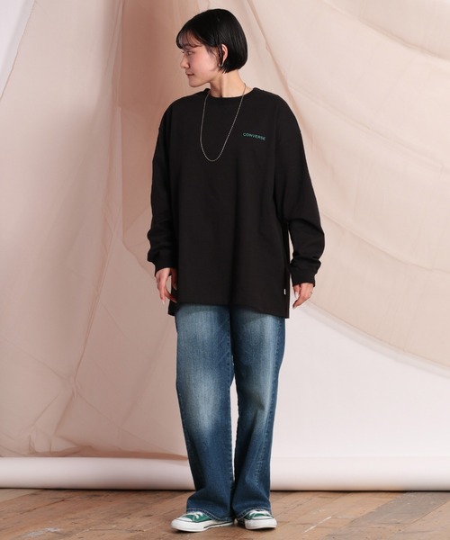 CONVERSE(コンバース)の「【CONVERSE ALLSTAR】バックプリントロンTee(Tシャツ/カットソー・レディース・ホワイト系/ホワイト系1/ブラック系/ブラック系1・M)」の22枚目の写真