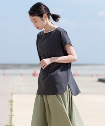 【FORT POINT/フォートポイント】フレンチスリーブスリット入りTシャツ