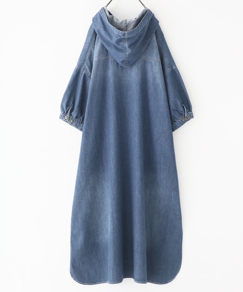 somari imagination（ソマリ イマジネーション）の「『デニムフード6分袖ワンピース』（ワンピース・レディース・サックスブルー/ブルー・FREE）」の4枚目の写真