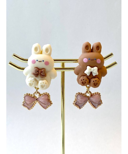 tone（トーン）の「【MUURABBTI】モフモフうさぎのリボンピアス(MA)（ピアス（両耳用）・レディース・ピンク・FREE）」の4枚目の写真
