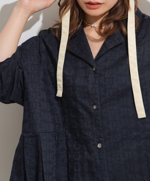 MERLOT(メルロー)の「ジオメトリック刺繍シャツワンピース(シャツワンピース・レディース・ライトブルー/ブラック/ミント・FREE)」の18枚目の写真