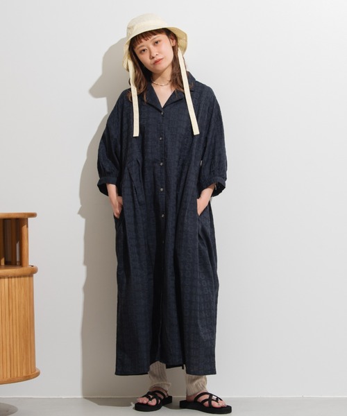 MERLOT(メルロー)の「ジオメトリック刺繍シャツワンピース(シャツワンピース・レディース・ライトブルー/ブラック/ミント・FREE)」の14枚目の写真