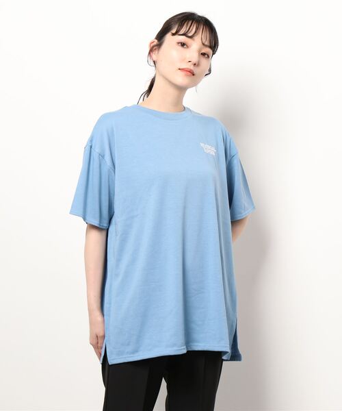 INGNI(イング)の「BACKカラーBOXロゴチュニックTシャツ(Tシャツ/カットソー・レディース・ホワイト系6/ホワイト×ブルー/ブラック×ホワイト/ホワイト×ピンク/ブルー系2/ブルー系7・M)」の6枚目の写真