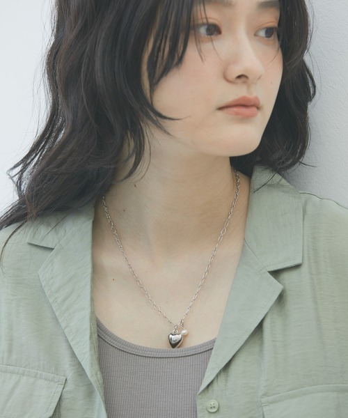 AMERICAN HOLIC（アメリカンホリック）の「プックリハートネックレス（ネックレス・レディース・ゴールド/シルバー・FREE）」の2枚目の写真