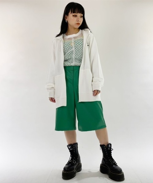 Candy Stripper(キャンディストリッパー)の「FAKE LEATHER HALF パンツ(その他パンツ・レディース・グリーン/ブラック・2)」の8枚目の写真