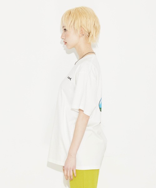 X-girl(エックスガール)の「PILLS S/S TEE/バックプリント Tシャツ(Tシャツ/カットソー・レディース・グリーン/ホワイト/ブラック・XL/S/M/L)」の5枚目の写真