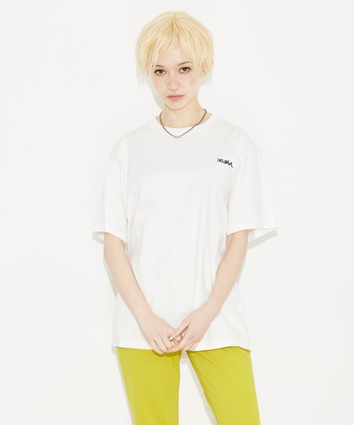 X-girl（エックスガール）の「PILLS S/S TEE/バックプリント T