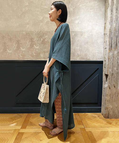 IENA LA BOUCLE(イエナラブークル)の「IENA LA BOUCLE IND 楊柳カフタンワンピース(ワンピース・レディース・グリーン/レッド・FREE)」の13枚目の写真