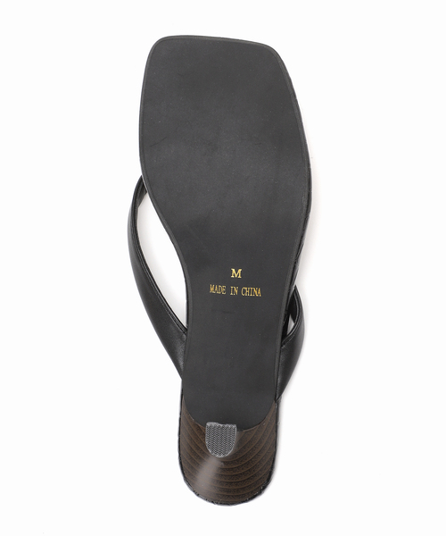 B.C STOCK(ベーセーストック)の「トングヒールサンダル(サンダル・レディース・ベージュ/ブラック/チャコールグレー・MEDIUM/LARGE/SMALL)」の12枚目の写真