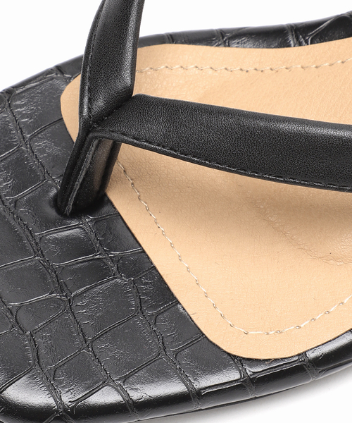 B.C STOCK(ベーセーストック)の「トングヒールサンダル(サンダル・レディース・ベージュ/ブラック/チャコールグレー・MEDIUM/LARGE/SMALL)」の10枚目の写真