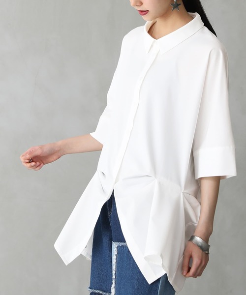 osharewalker（オシャレウォーカー）の「【廃盤】『変形裾タックデザインシャツ』（シャツ/ブラウス・レディース・オフホワイト/ブラック・FREE）」の15枚目の写真