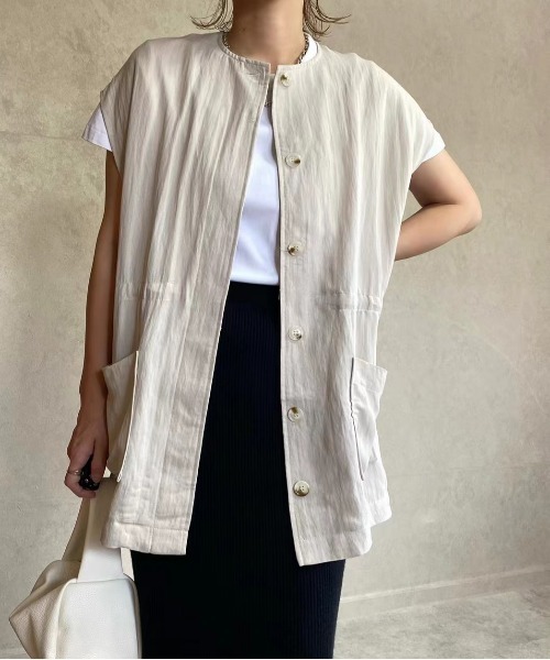 ECRIRE(エクリール)の「【miho.a.nicoコラボ】ウエストドロストリネンライクベスト(ベスト・レディース・ライトグレー/ブラック/インディゴブルー/グリーン・M/L)」の3枚目の写真