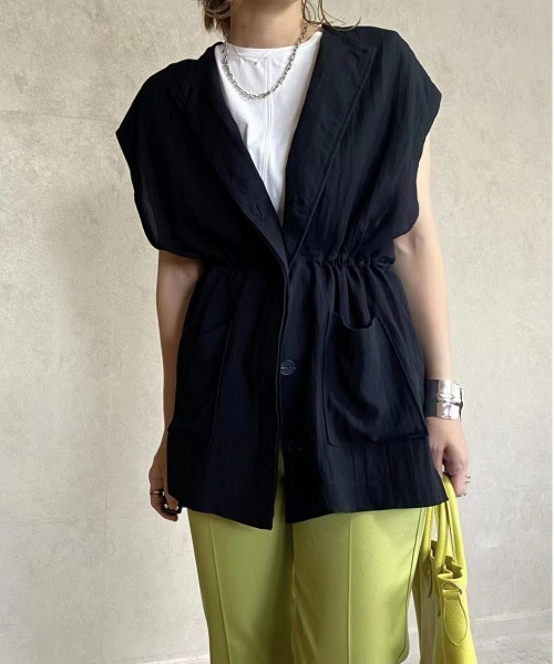 ECRIRE(エクリール)の「【miho.a.nicoコラボ】ウエストドロストリネンライクベスト(ベスト・レディース・ライトグレー/ブラック/インディゴブルー/グリーン・M/L)」の2枚目の写真