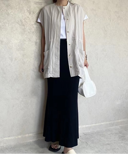 ECRIRE(エクリール)の「【miho.a.nicoコラボ】ウエストドロストリネンライクベスト(ベスト・レディース・ライトグレー/ブラック/インディゴブルー/グリーン・M/L)」の16枚目の写真