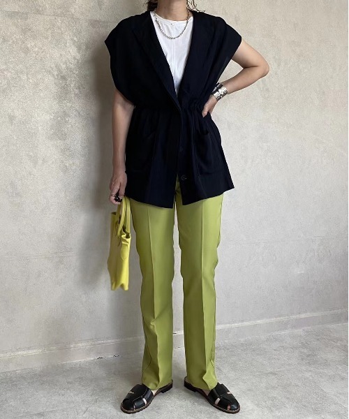 ECRIRE(エクリール)の「【miho.a.nicoコラボ】ウエストドロストリネンライクベスト(ベスト・レディース・ライトグレー/ブラック/インディゴブルー/グリーン・M/L)」の21枚目の写真