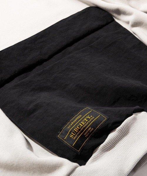 Subciety（サブサエティ）の「FOOTBALL PARKA（パーカー・メンズ・ブラック/グレー/オレンジ・SMALL/MEDIUM/LARGE/X-LARGE）」の8枚目の写真