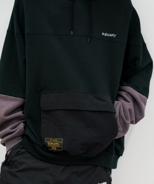 Subciety（サブサエティ）の「FOOTBALL PARKA（パーカー・メンズ・ブラック/グレー/オレンジ・SMALL/MEDIUM/LARGE/X-LARGE）」の9枚目の写真