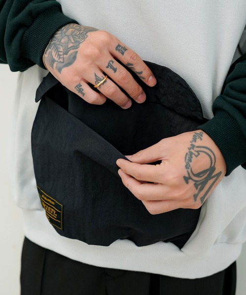 Subciety（サブサエティ）の「FOOTBALL PARKA（パーカー・メンズ・ブラック/グレー/オレンジ・SMALL/MEDIUM/LARGE/X-LARGE）」の11枚目の写真