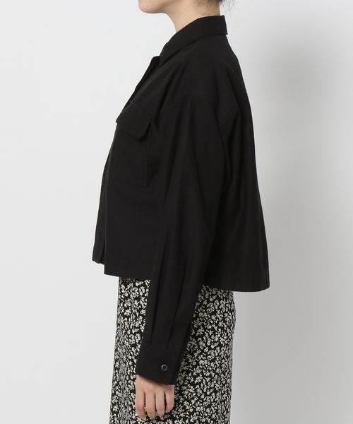 LOWRYS FARM（ローリーズファーム）の「ミリタリークロップドシャツ　123089（シャツ/ブラウス・レディース・カーキ/ブラック・FREE）」の10枚目の写真