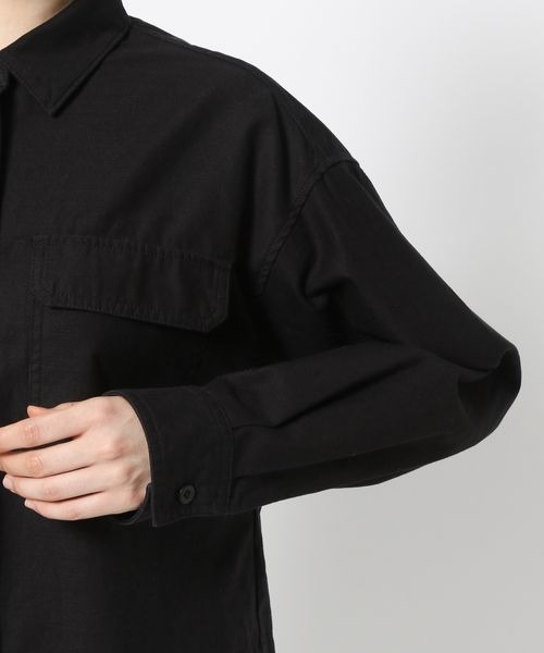 LOWRYS FARM（ローリーズファーム）の「ミリタリークロップドシャツ　123089（シャツ/ブラウス・レディース・カーキ/ブラック・FREE）」の13枚目の写真