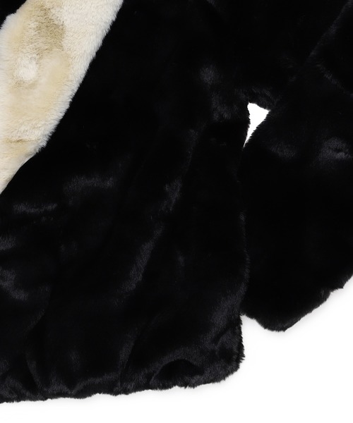 NIKE（ナイキ）の「NIKE WMNS NSW SWOOSH FAUX FUR JACKET DO3792-010（その他アウター・レディース・ブラック・LARGE/MEDIUM）」の4枚目の写真