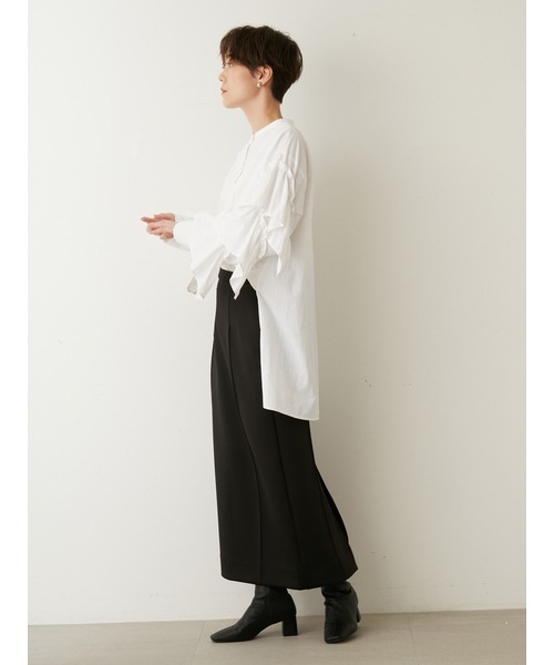 emmi（エミ）の「【emmi atelier】フリルスリーブブラウス（シャツ