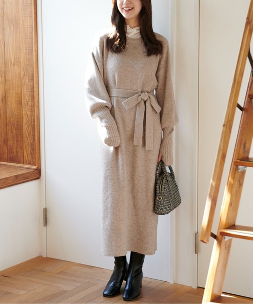 FREE'S MART（フリーズマート）の「◆指穴リブニットワンピース（ワンピース・レディース・ベージュ/グレー/カーキ・SMALL/MEDIUM）」の14枚目の写真