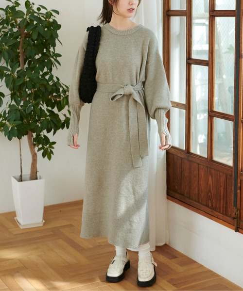 FREE'S MART（フリーズマート）の「◆指穴リブニットワンピース（ワンピース・レディース・ベージュ/グレー/カーキ・SMALL/MEDIUM）」の19枚目の写真