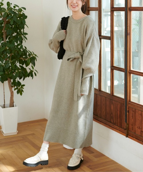 FREE'S MART（フリーズマート）の「◆指穴リブニットワンピース（ワンピース・レディース・ベージュ/グレー/カーキ・SMALL/MEDIUM）」の21枚目の写真