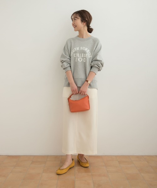 URBAN RESEARCH DOORS（アーバンリサーチドアーズ）の「プリントスウェット（スウェット・レディース・グレー系その他/アイボリー・MEDIUM）」の12枚目の写真