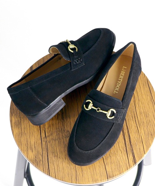 LibertyDoll（リバティードール）の「軽量 マニッシュ ローファー（ローファー・レディース・ダークブラウン系3/ブラック×ホワイト/ダークブラウン系1/ブラック系2/ブラック系1/ブラウン系2/レッド系1/シルバー系1/シルバー系3/ブラック系4/ブラック系7/ダークブラウン系2/ベージュ系1/ブラウン系4/ブラウン系3/イエロー系3/その他1/ベージュ系2/グレー系2/ブラック系3/ワイン系1/レッド系2/ブラウン系1/アイボリー系1/ダークブラウン系4/ワイン系2/ダークブラウン系5/ブラック系5/シルバー系2/ブラック系6/ネイビー系1/アイボリー系2/ネイビー系2/イエロー系1/ワイン系3/イエロー系2・LL/SS/S/L/M/3L）」の6枚目の写真