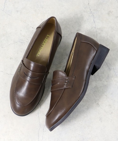 LibertyDoll（リバティードール）の「軽量 マニッシュ ローファー（ローファー・レディース・ダークブラウン系3/ブラック×ホワイト/ダークブラウン系1/ブラック系2/ブラック系1/ブラウン系2/レッド系1/シルバー系1/シルバー系3/ブラック系4/ブラック系7/ダークブラウン系2/ベージュ系1/ブラウン系4/ブラウン系3/イエロー系3/その他1/ベージュ系2/グレー系2/ブラック系3/ワイン系1/レッド系2/ブラウン系1/アイボリー系1/ダークブラウン系4/ワイン系2/ダークブラウン系5/ブラック系5/シルバー系2/ブラック系6/ネイビー系1/アイボリー系2/ネイビー系2/イエロー系1/ワイン系3/イエロー系2・LL/SS/S/L/M/3L）」の11枚目の写真