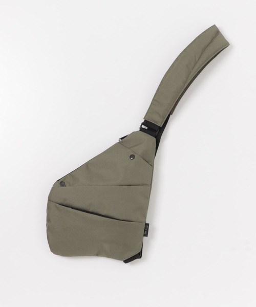 SML（エスエムエル）の「『別注』SML×DOORS　ボディバッグ（ショルダーバッグ・メンズ・ライトグレー/ブラック/ベージュ系その他・-）」の6枚目の写真