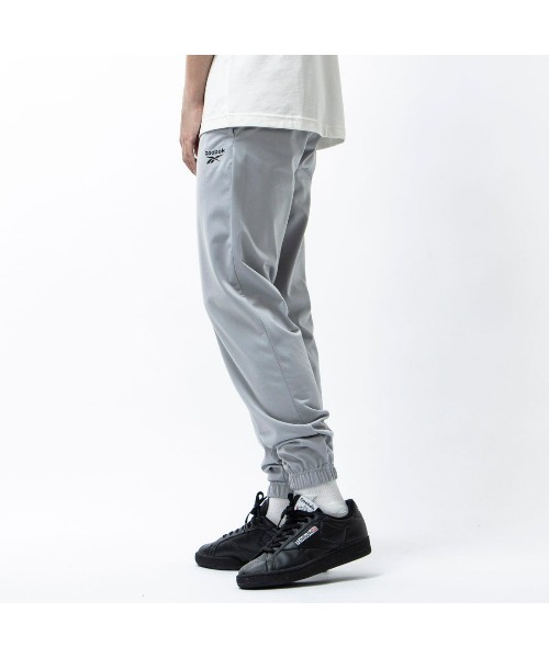 Reebok（リーボック）の「ベクター ニット トラックパンツ / RI VECTOR KNIT TRACKPANT（スウェットパンツ・メンズ・グレー/ブラック/アーミー/ネイビー・LARGE/MEDIUM/XXX-LARGE/X-SMALL/XX-LARGE/X-LARGE/SMALL）」の11枚目の写真
