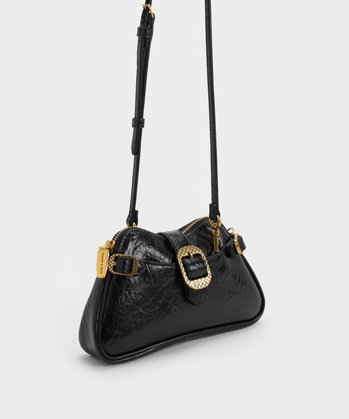 CHARLES & KEITH（チャールズ & キース）の「Eilith エーリス チェーンハンドルバックルバッグ（ショルダーバッグ・レディース・ホワイト/レンガ/ブラック・S）」の8枚目の写真