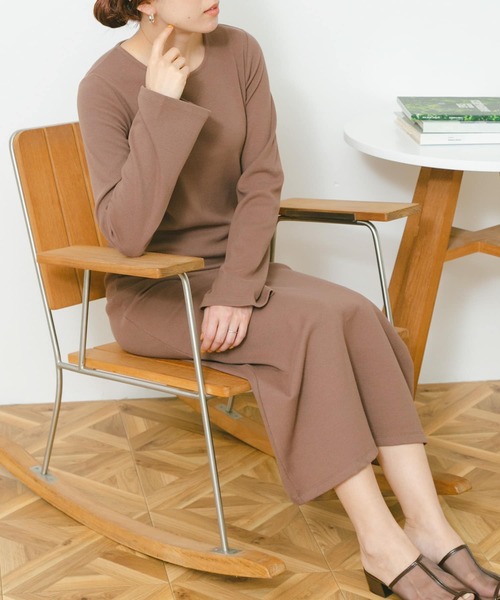 URBAN RESEARCH Sonny Label（アーバンリサーチサニーレーベル）の「ベルスリーブテレコワンピース（ワンピース・レディース・ブラック/ブラウン/ブルー・FREE）」の19枚目の写真